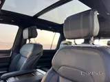 Jeep Grand Wagoneer 2023